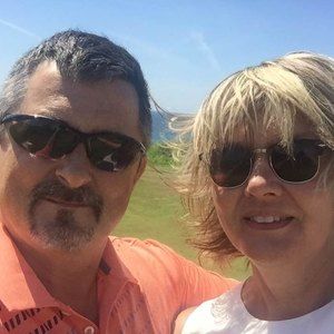 Meet your Posher, Lorie